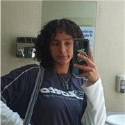 Estudiante universitaria con amplia experiencia de canguro y profesora particular para todas las edades.